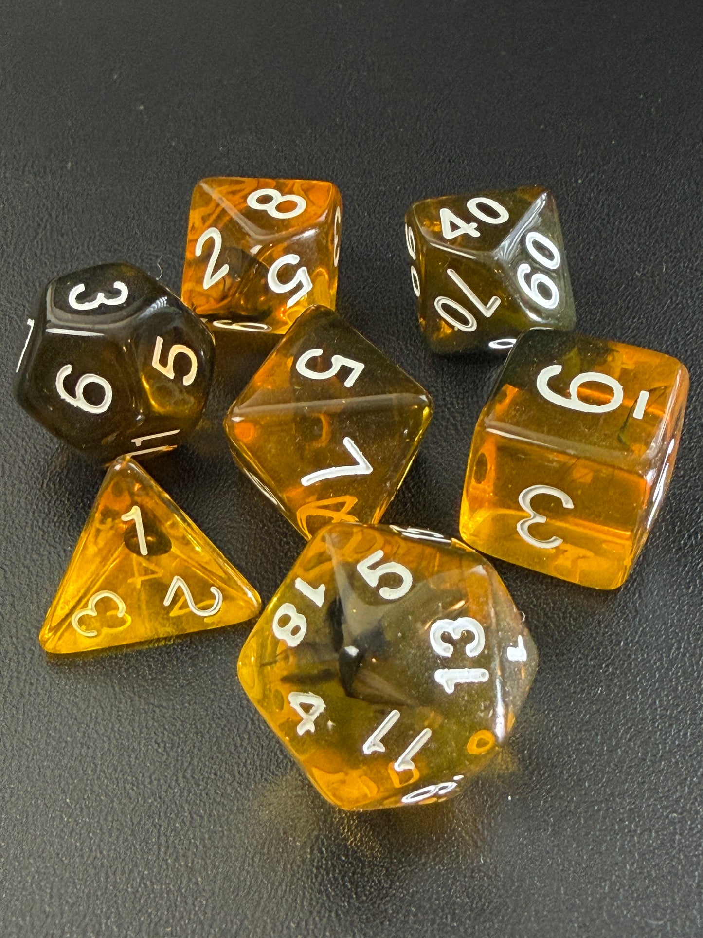 Set de 7 dés polyédriques JDR – Ambre