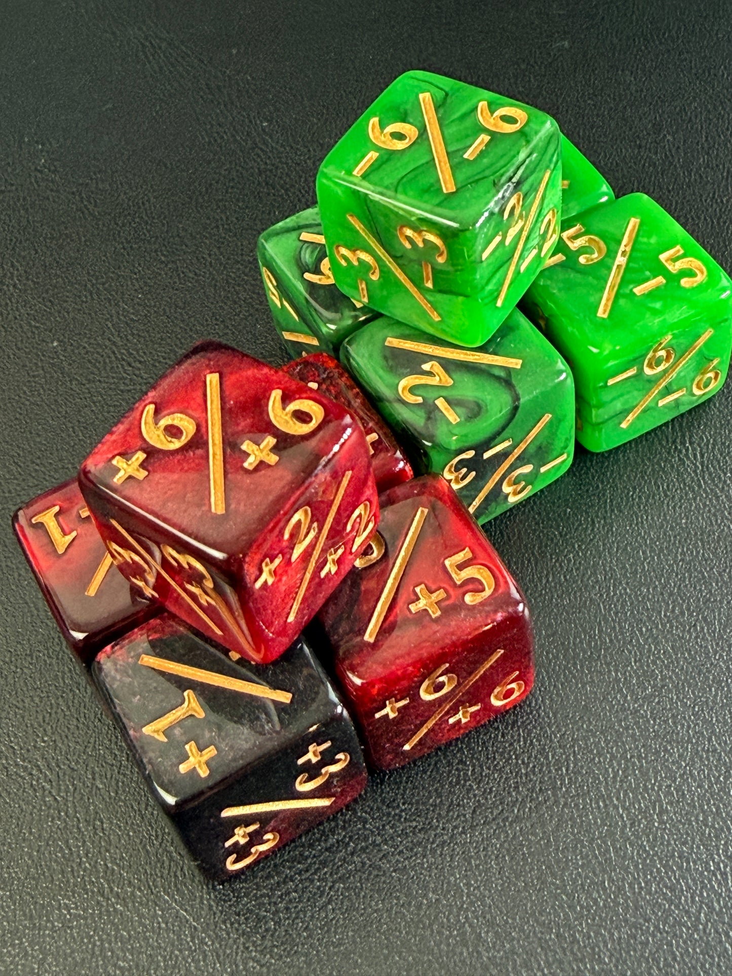Set de 10 dés compteurs – Rouge & Vert