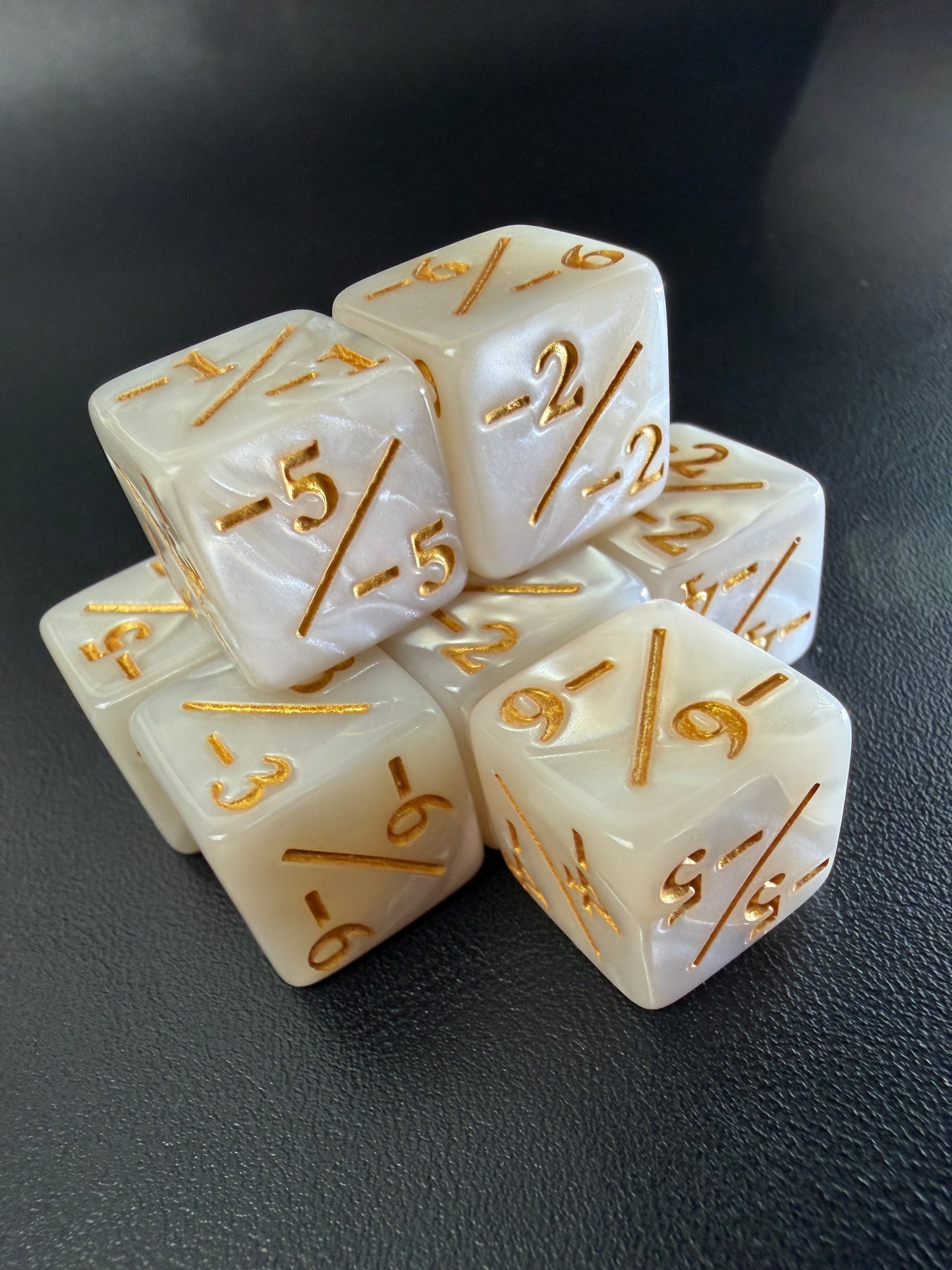 Set de 10 dés compteurs – Blanc nacré